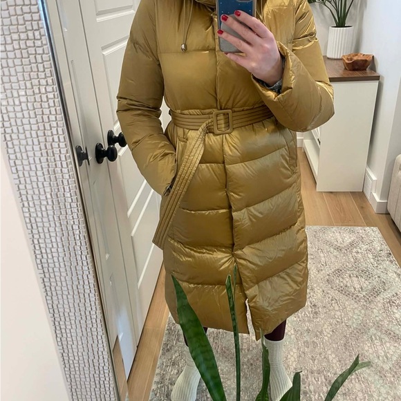 Nicole Benisti Jackets & Blazers - Gold Puffer NICOLE BENISTI
Dizin Longline Down Puffer Jacke